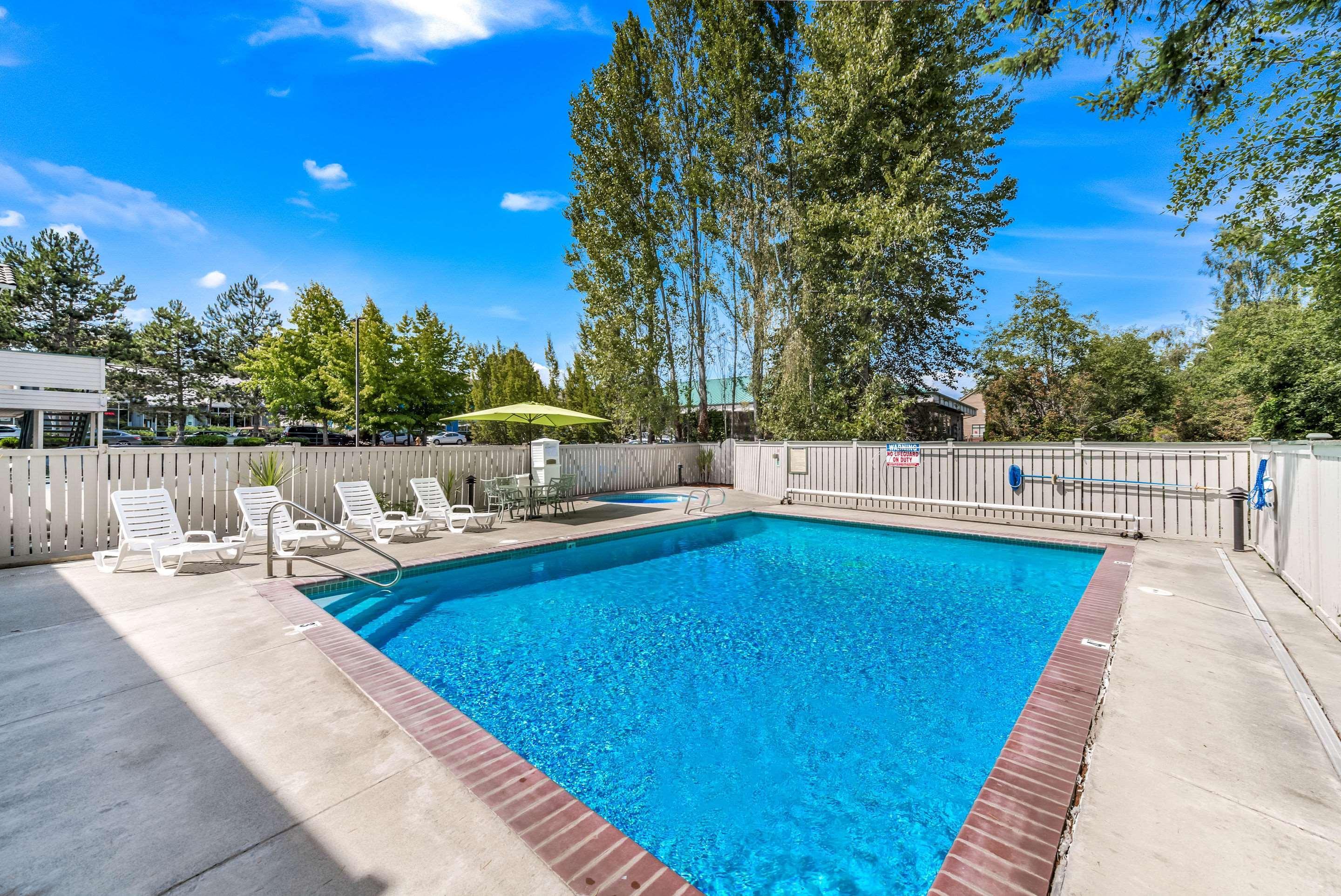 Quality Inn & Suites Bainbridge Island Eksteriør billede